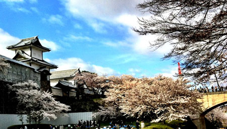 Lâu đài cổ Kanazawa